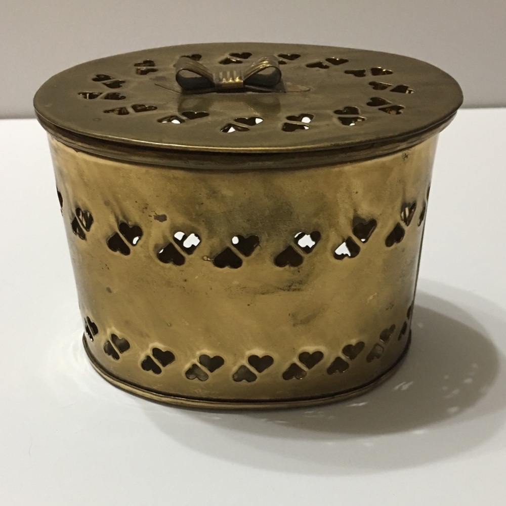 Vintage brass box oval with hearts, lid